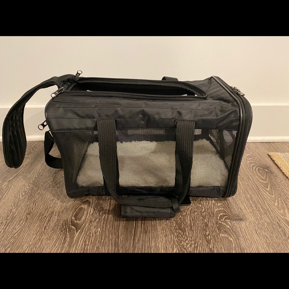 Sherpa Medium Soft Airline Pet Carrier